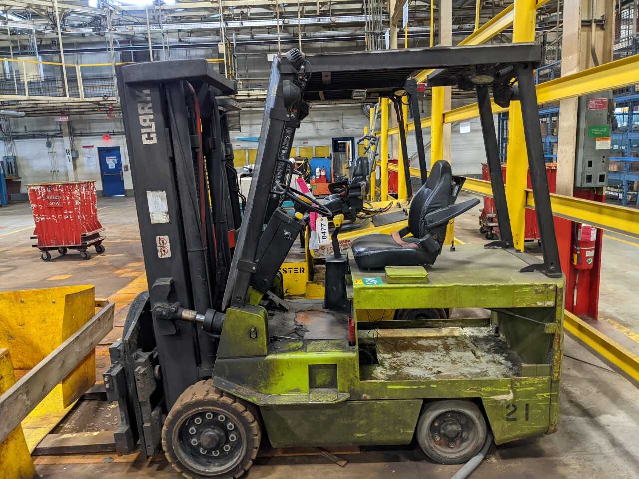 2006 CLARK EC500-80 8,000-LB. CAPACITY, ELECTRIC FORKLIF - FORKLIFTS