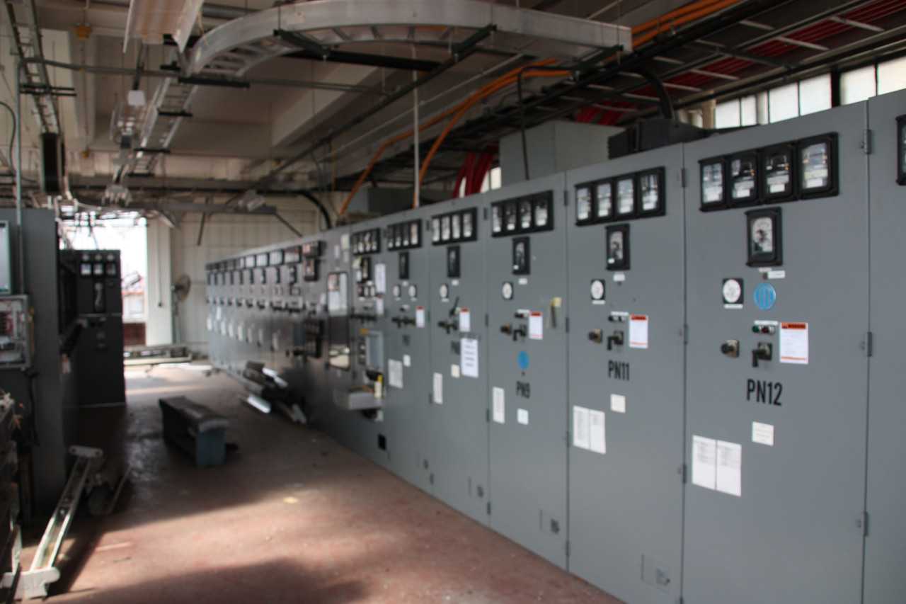 Primary Substation and Switches, ITE Circuit Breakers, Type: 15 HK,  QTY 19 - CONTROL TRANSFORMERS