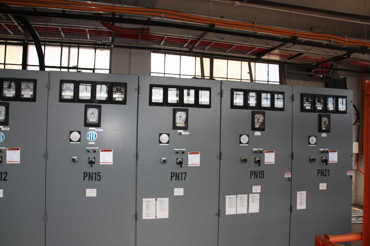 Primary Substation and Switches, ITE Circuit Breakers, Type: 15 HK,  QTY 19 - CONTROL TRANSFORMERS