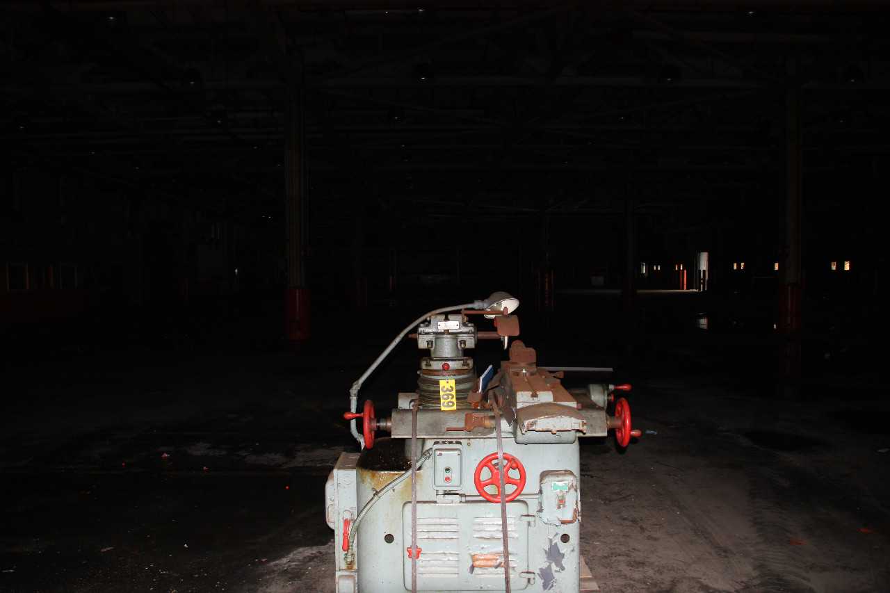 Cincinnati Tool and Cutter Grinder (#2) - GRINDING MACHINES