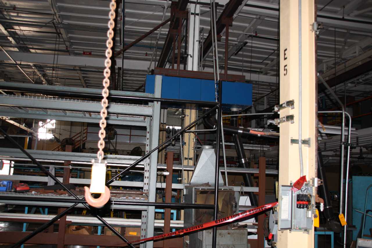 Air Hoist, 2 Ton Capacity - LIFTING EQUIPMENT