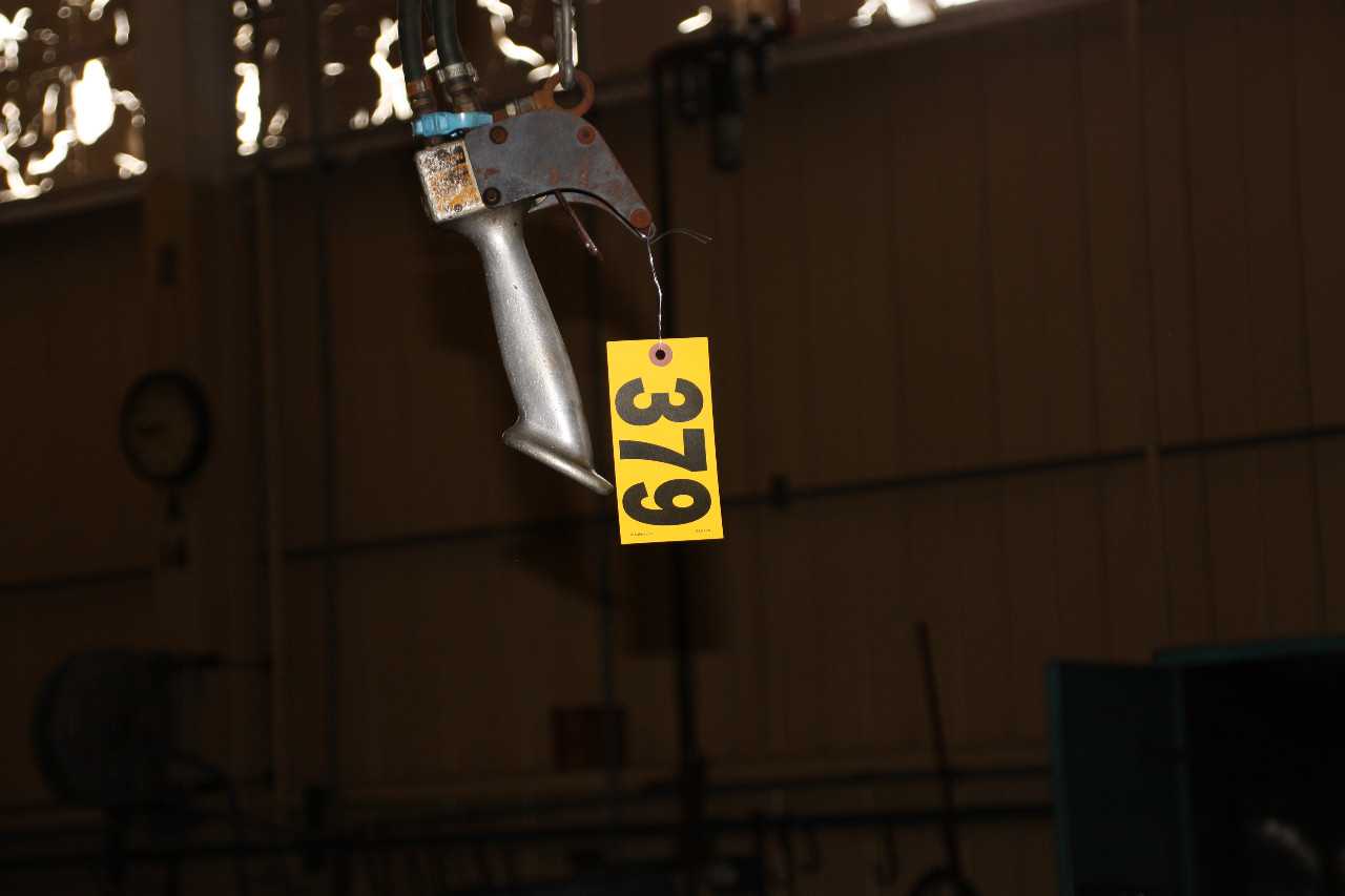 Air Hoist, 1 1/2 Ton Capacity - LIFTING EQUIPMENT