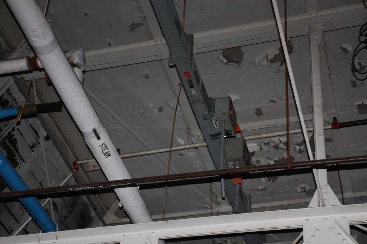 General Electric 800 Amp Armor Clad Buss, 360', 67 Buss Switches on Buss - ELECTRICAL COMPONENTS