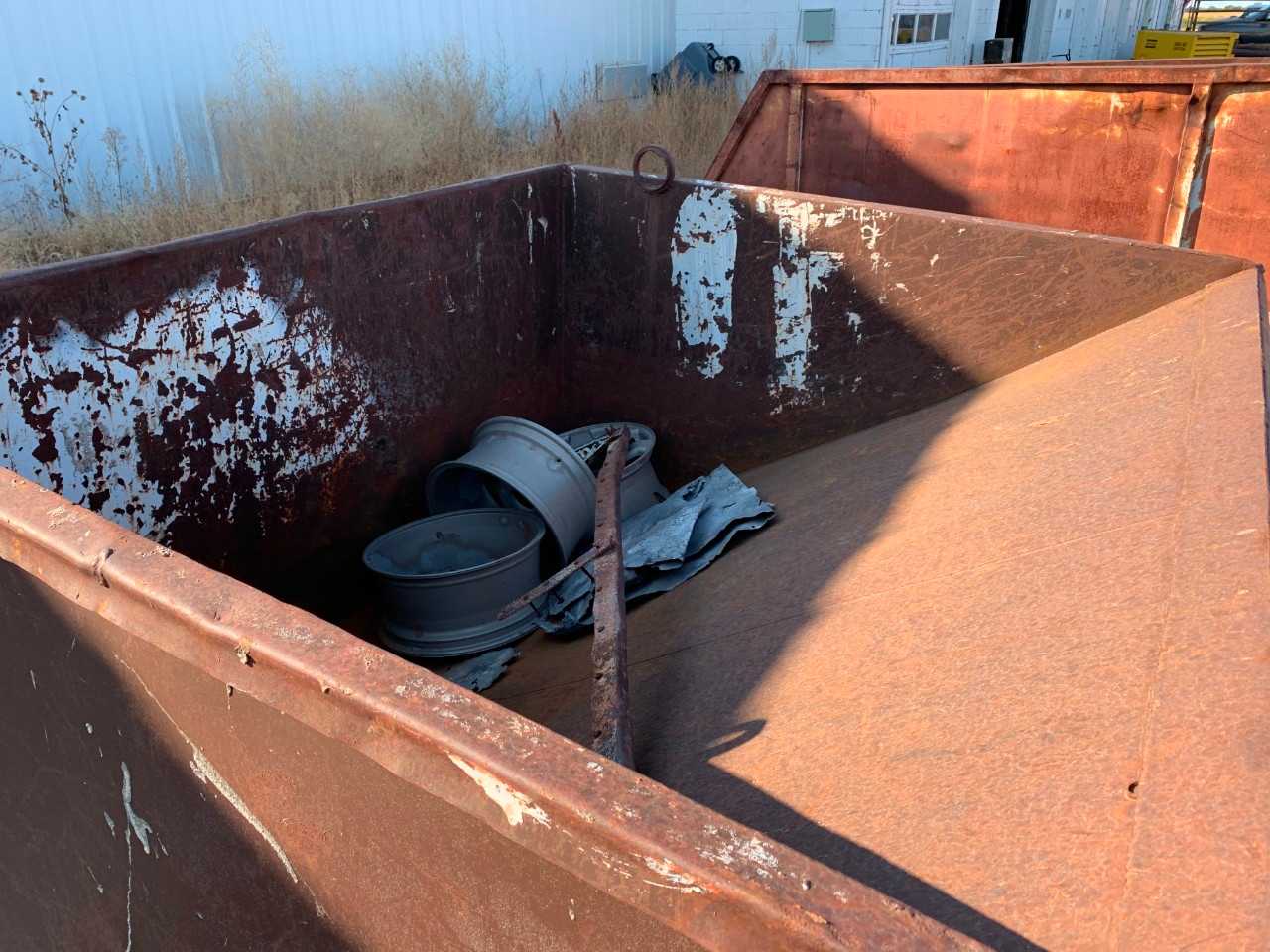 Forklift Dumping Bin - LIFTING ATTACHMENTS