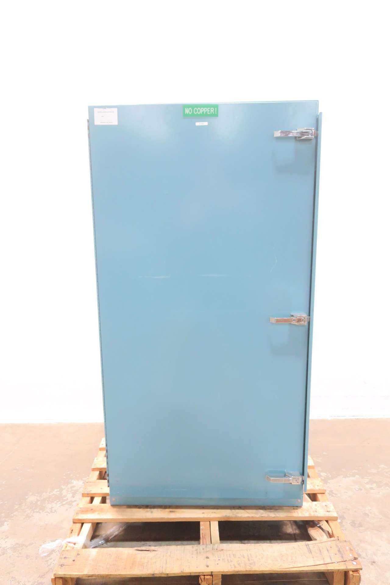 STORAGE CABINET 20IN X 30IN X 55IN - TOOL STORAGE