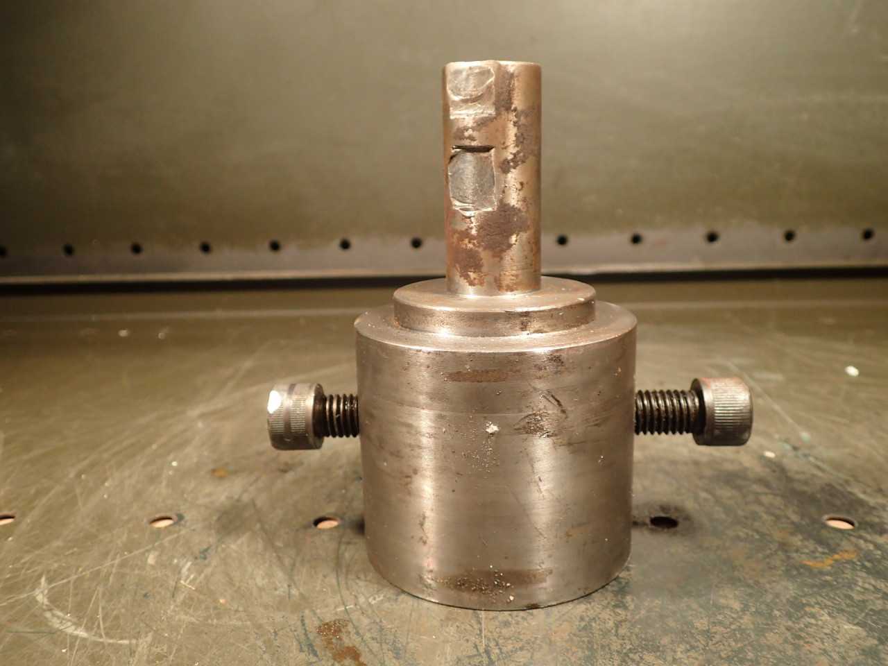 42mm Bore End Mill Tool Holder: 1" Straight Shank, Used in Good Condition - MACHINING ACCESSORIES & TOOLING
