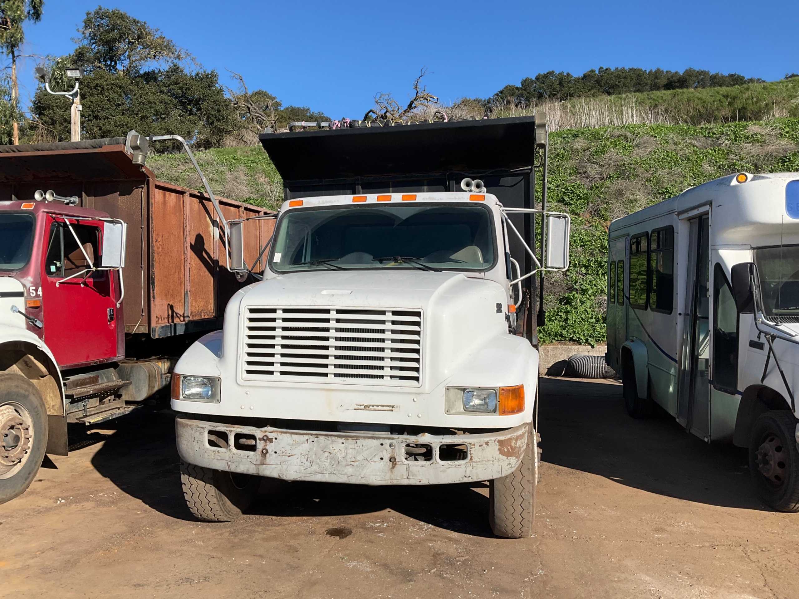 1995 INTERNATIONAL 2900 6X4 DUMP TRUCK