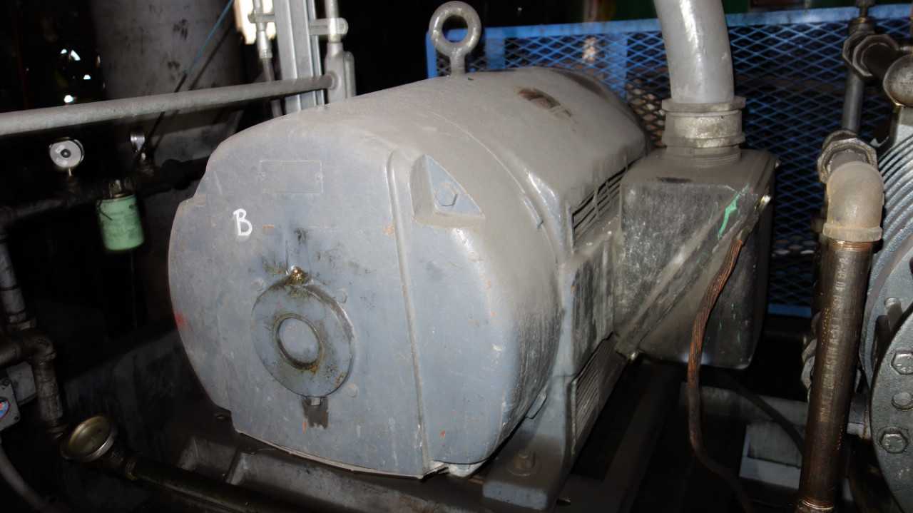 LOT OF 3 GE 200HP MOTORS 460V 449T 1180RPM - ELECTRIC MOTORS