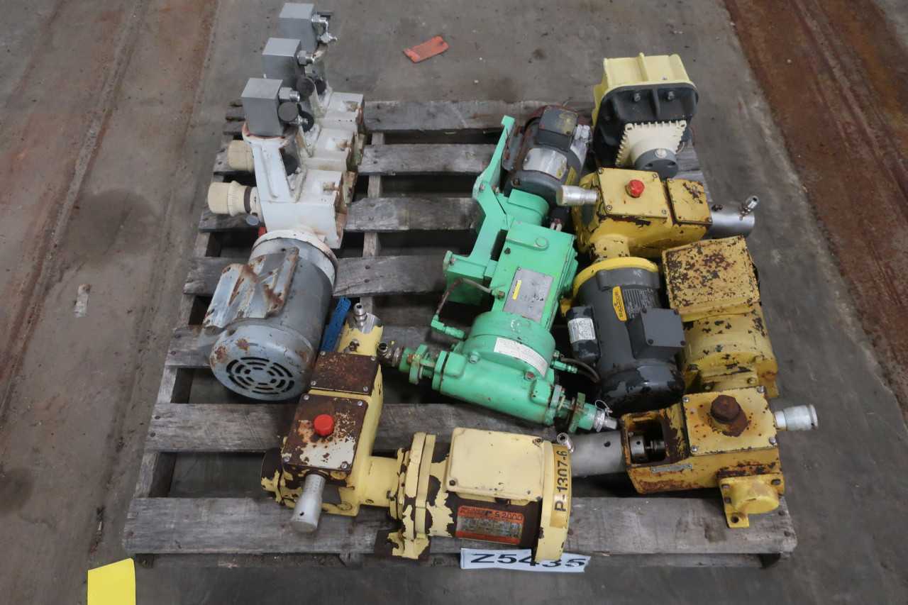 1 PALLET OF ASSORTED METERING PUMPS PULSA MILTON-ROY - METERING PUMP