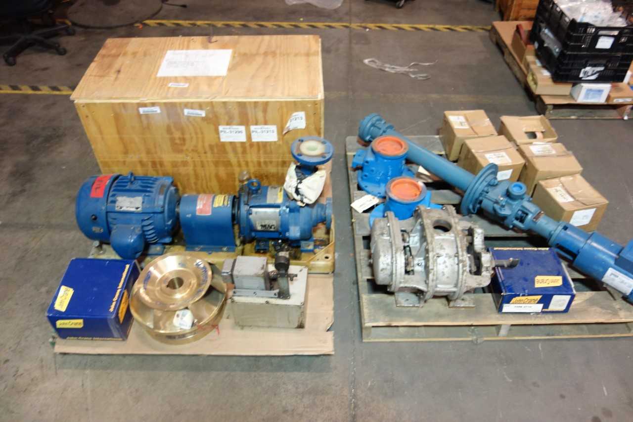 2 PALLETS OF ASSORTED PUMPS AND PUMP ACCESSORIES - PUMPS