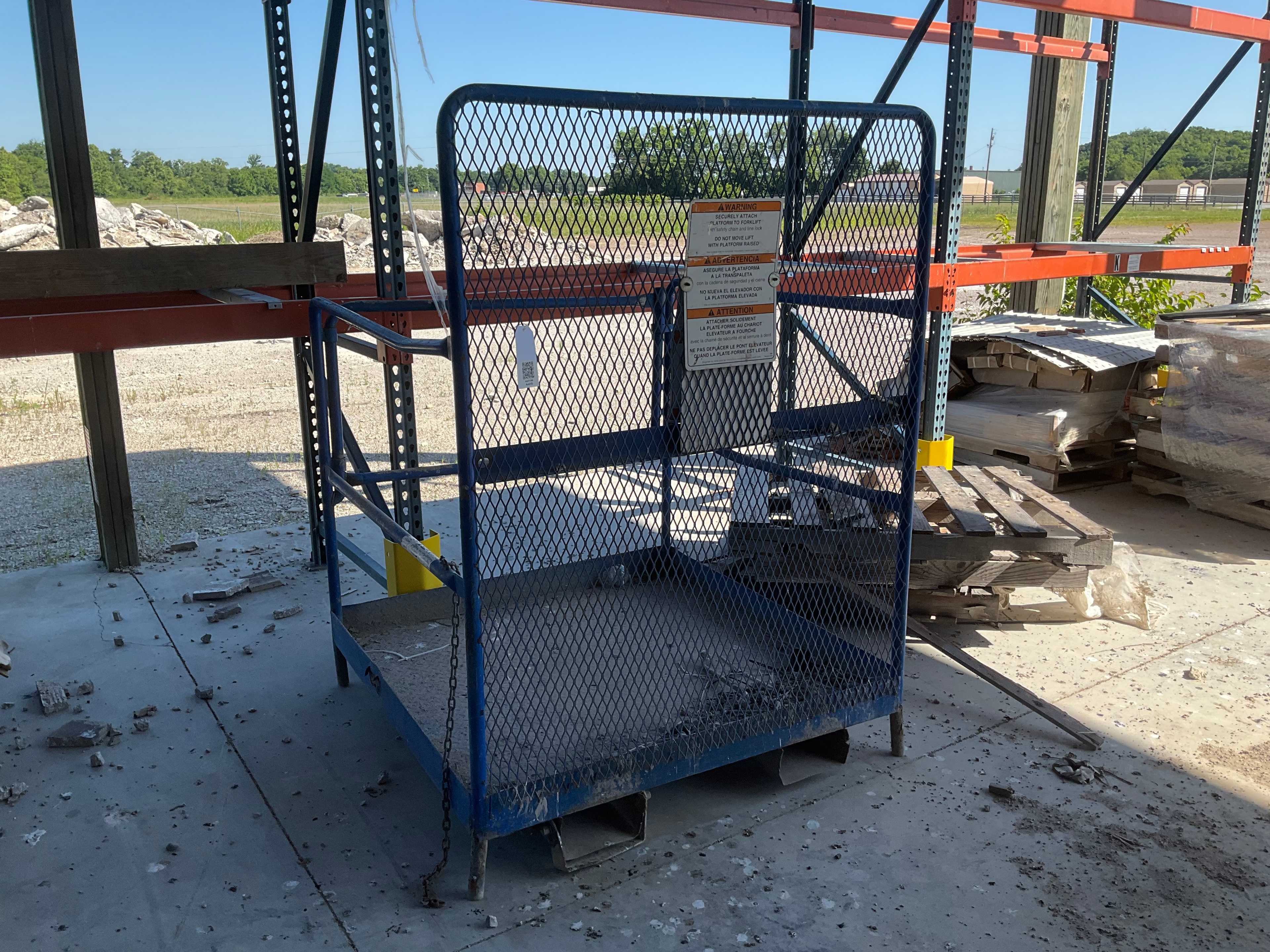 FORKLIFT SAFETY CAGE WORK PLATFORM - PLATFORMS