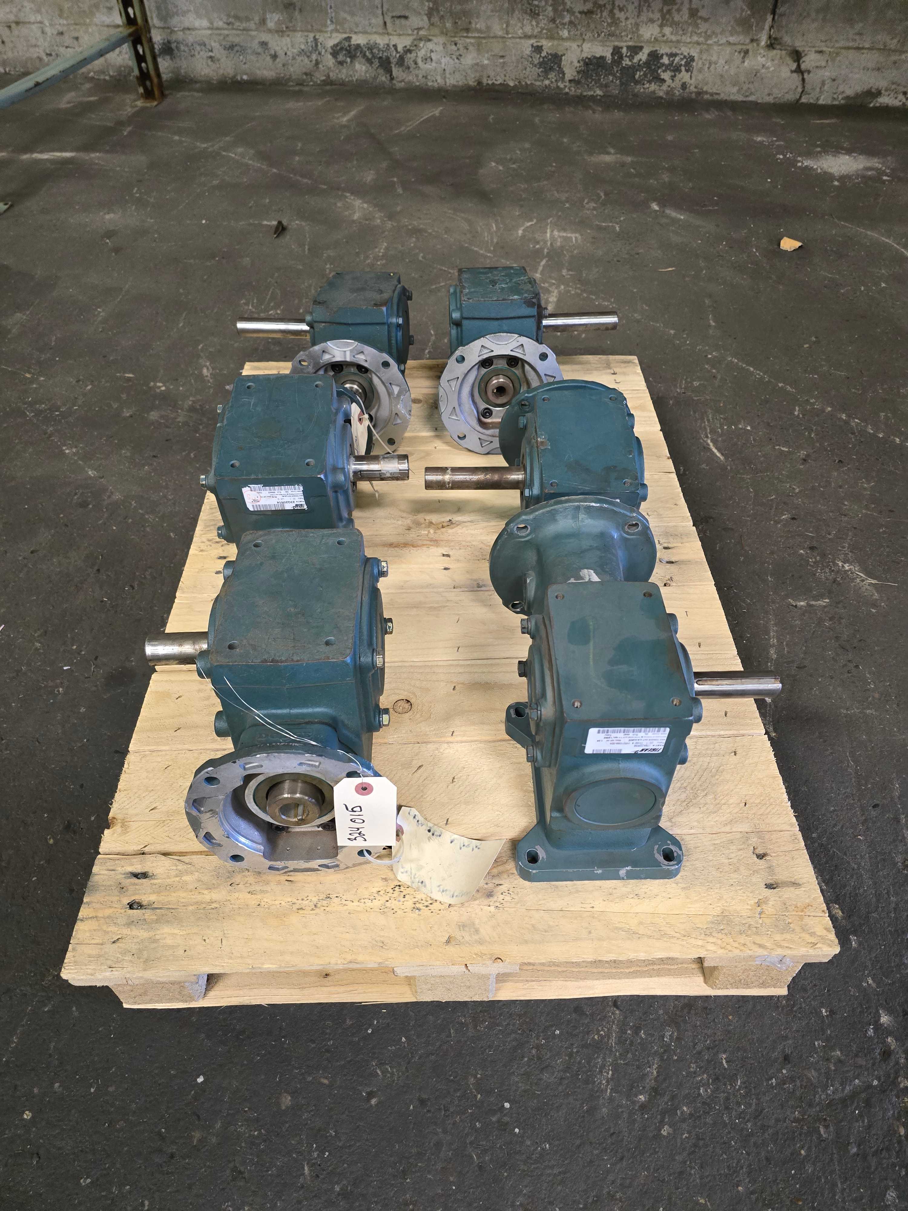 LOT OF DODGE TIGEAR RIGHT ANGLE GEAR REDUCERS - QTY 6 - GEAR REDUCERS