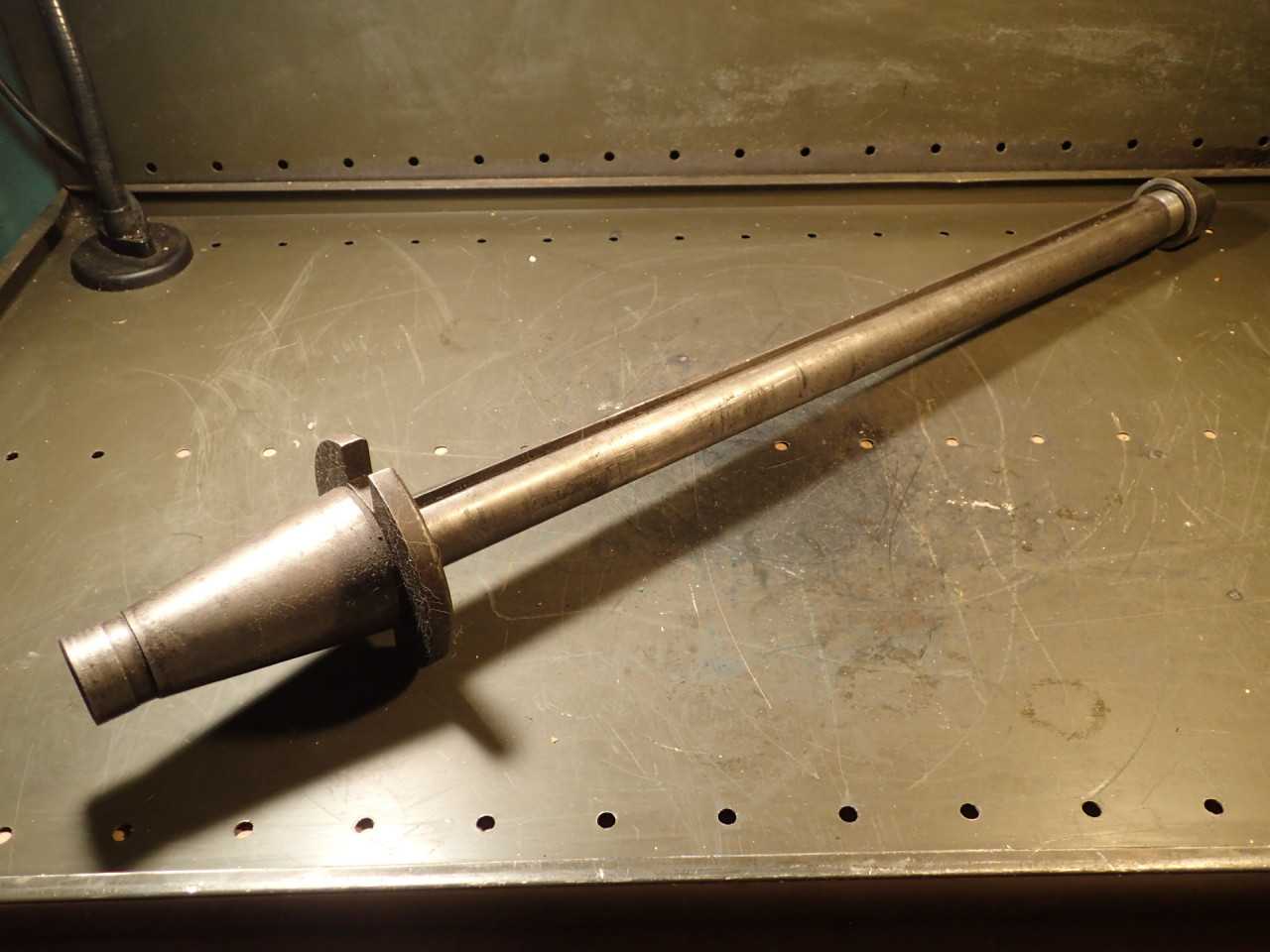 Brown & Sharpe 51/2B24 1-1/2" x 24" Horizontal Mill Milling Arbor: NMTB-50 Shank - END MILLS
