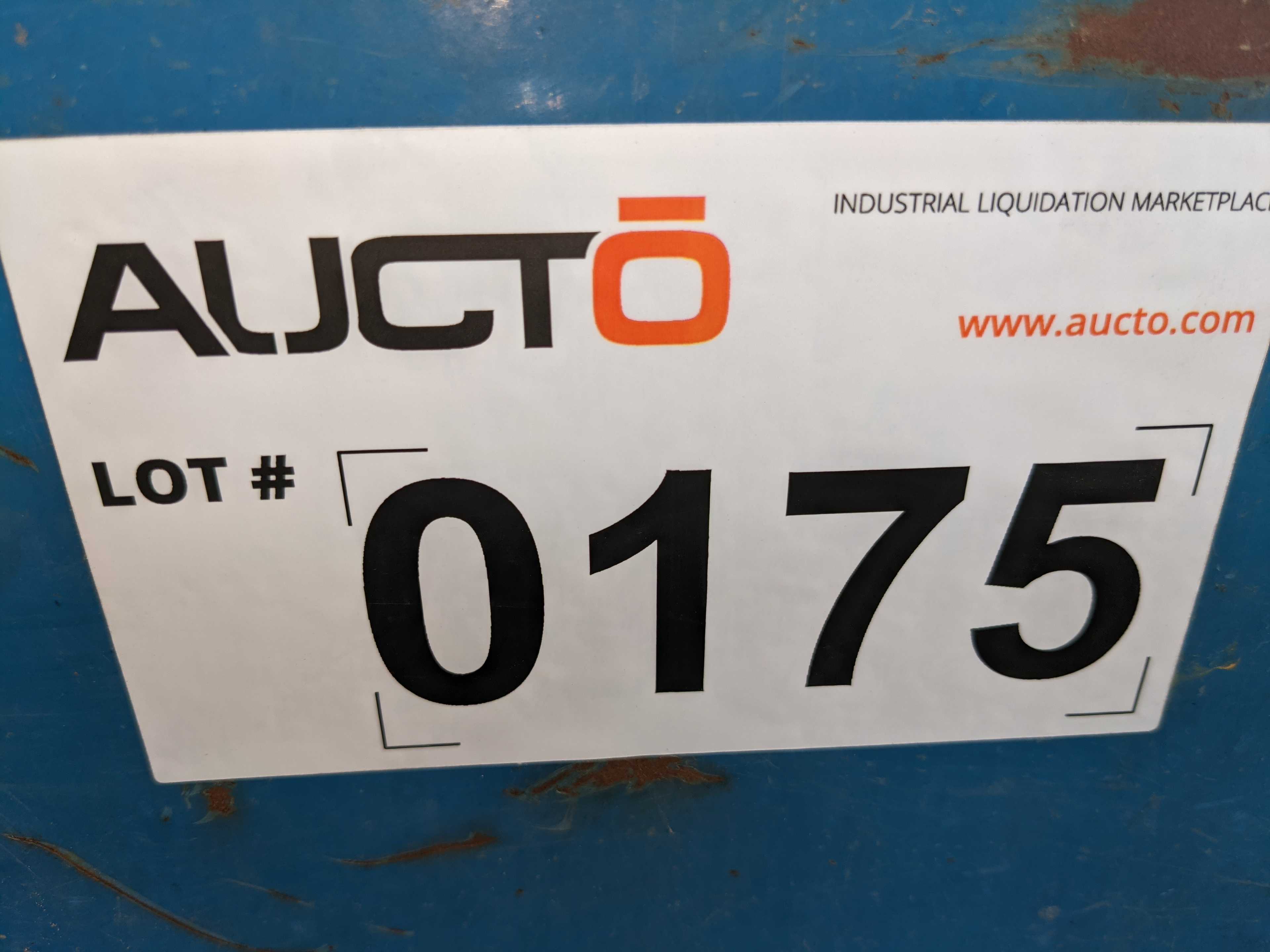 WELDER - WELDING EQUIPMENT