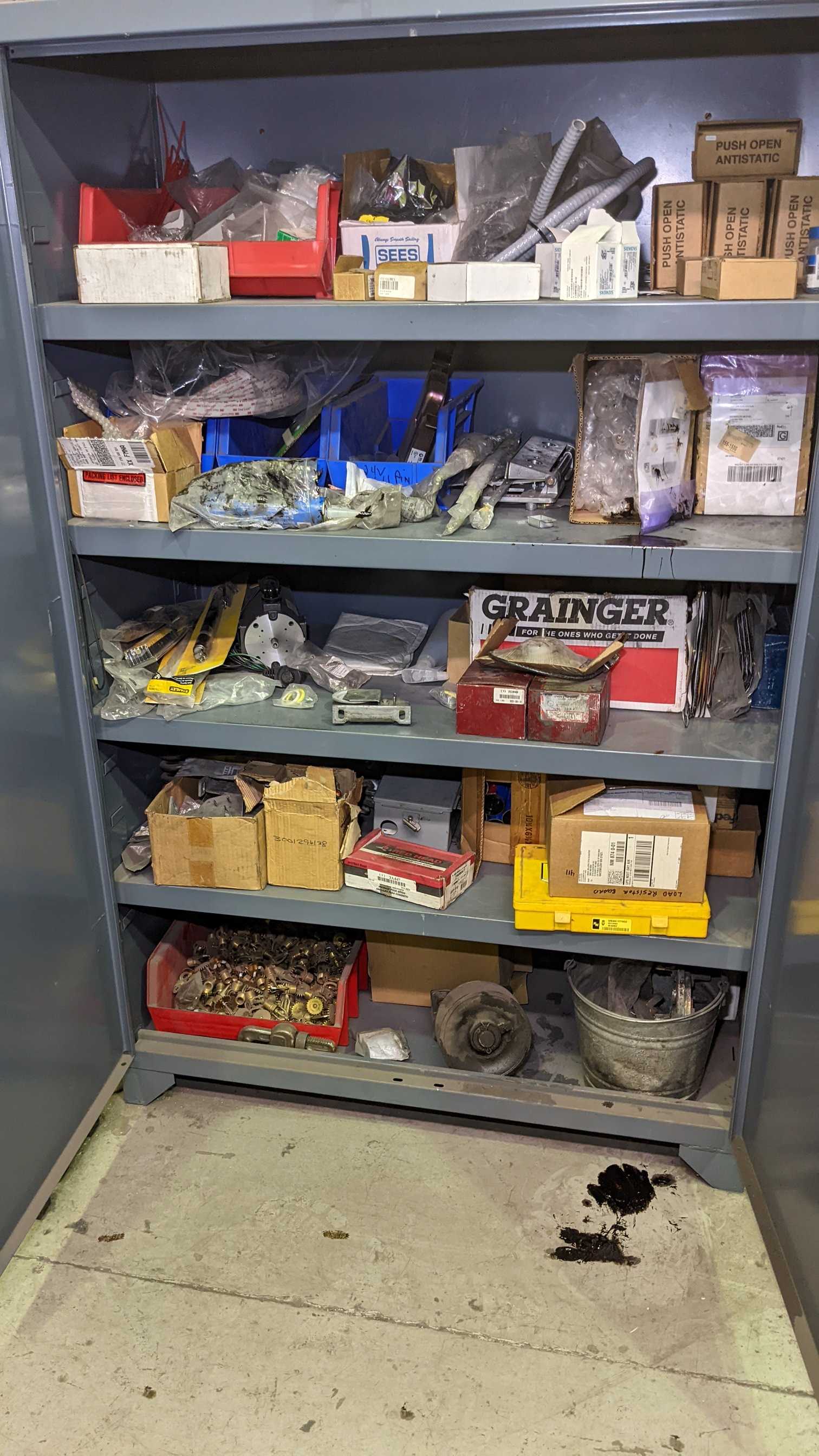 CABINET WITH CONTENTS - INDUSTRIAL PARTS