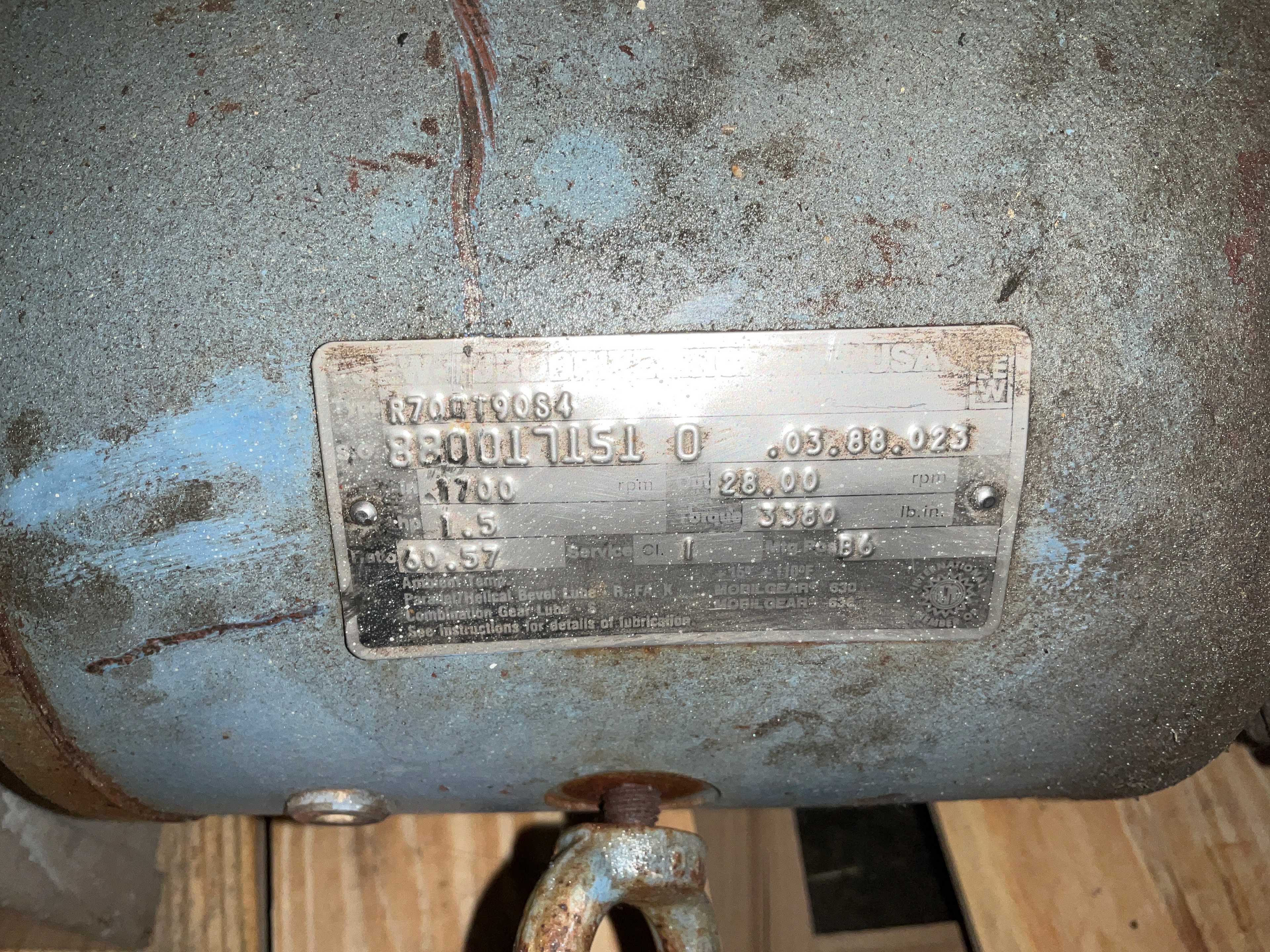 NOVATEC MDM-25 DUAL BED DESICCANT DRYER - AIR DRYERS