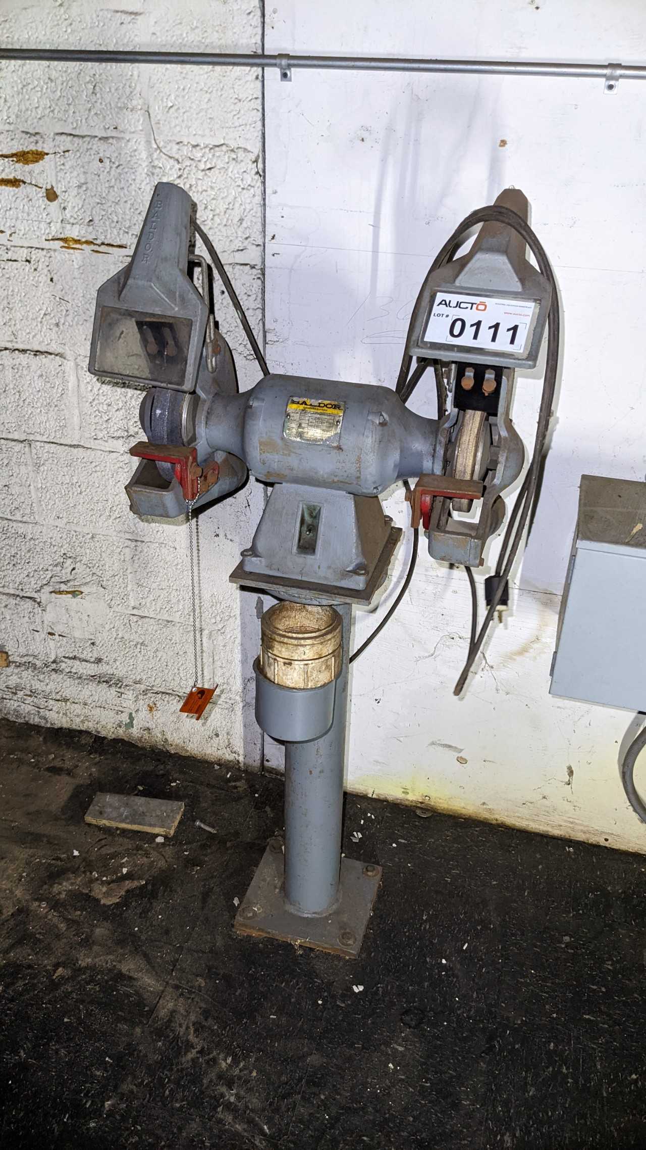 Baldor grinder/buffer. 1022WD 1 HP 115 volts - GRINDING MACHINES Baldor grinder/buffer. 1022WD 1 HP 115 volts - GRINDING MACHINES