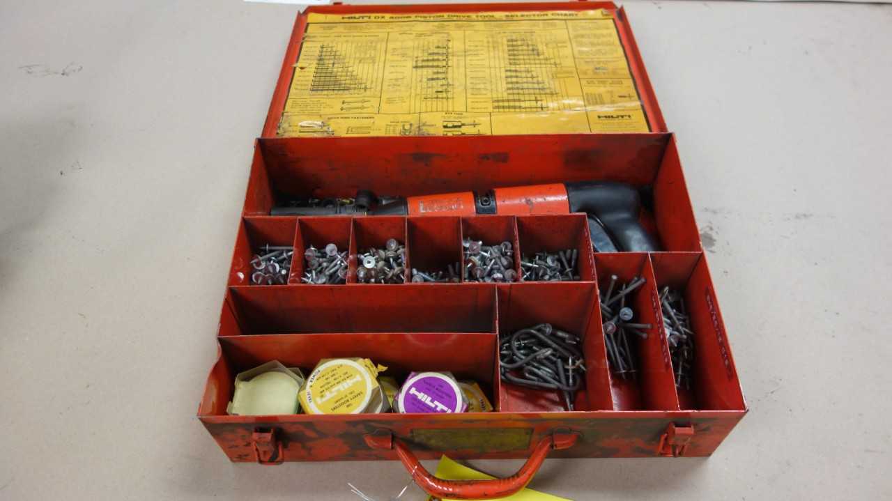 HILTI DX400B PISTON DRIVE TOOL KIT - ELECTRIC POWER TOOLS
