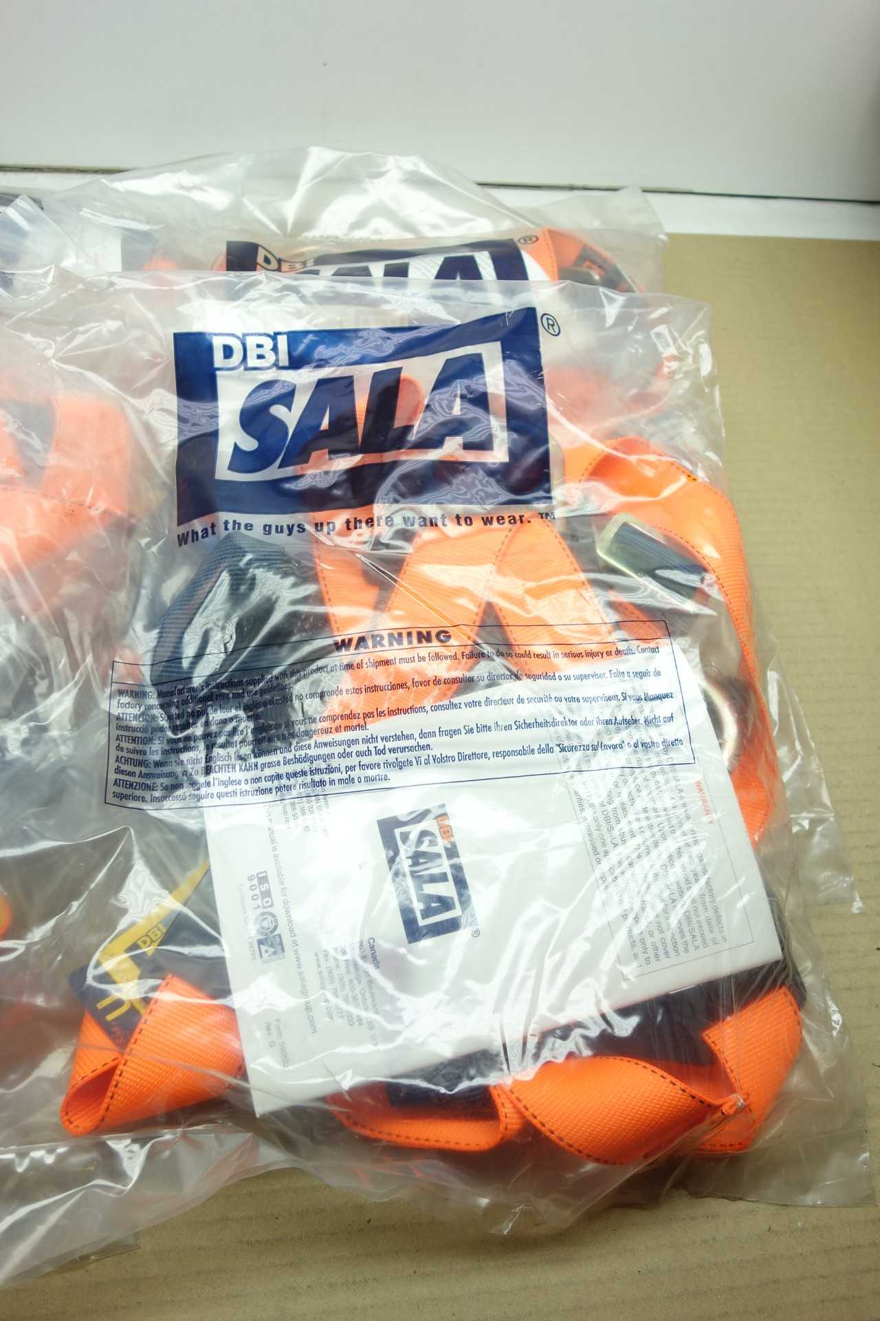 LOT OF 4 SALA PT XO 4D HV D2 HARNESS - SAFETY EQUIPMENT