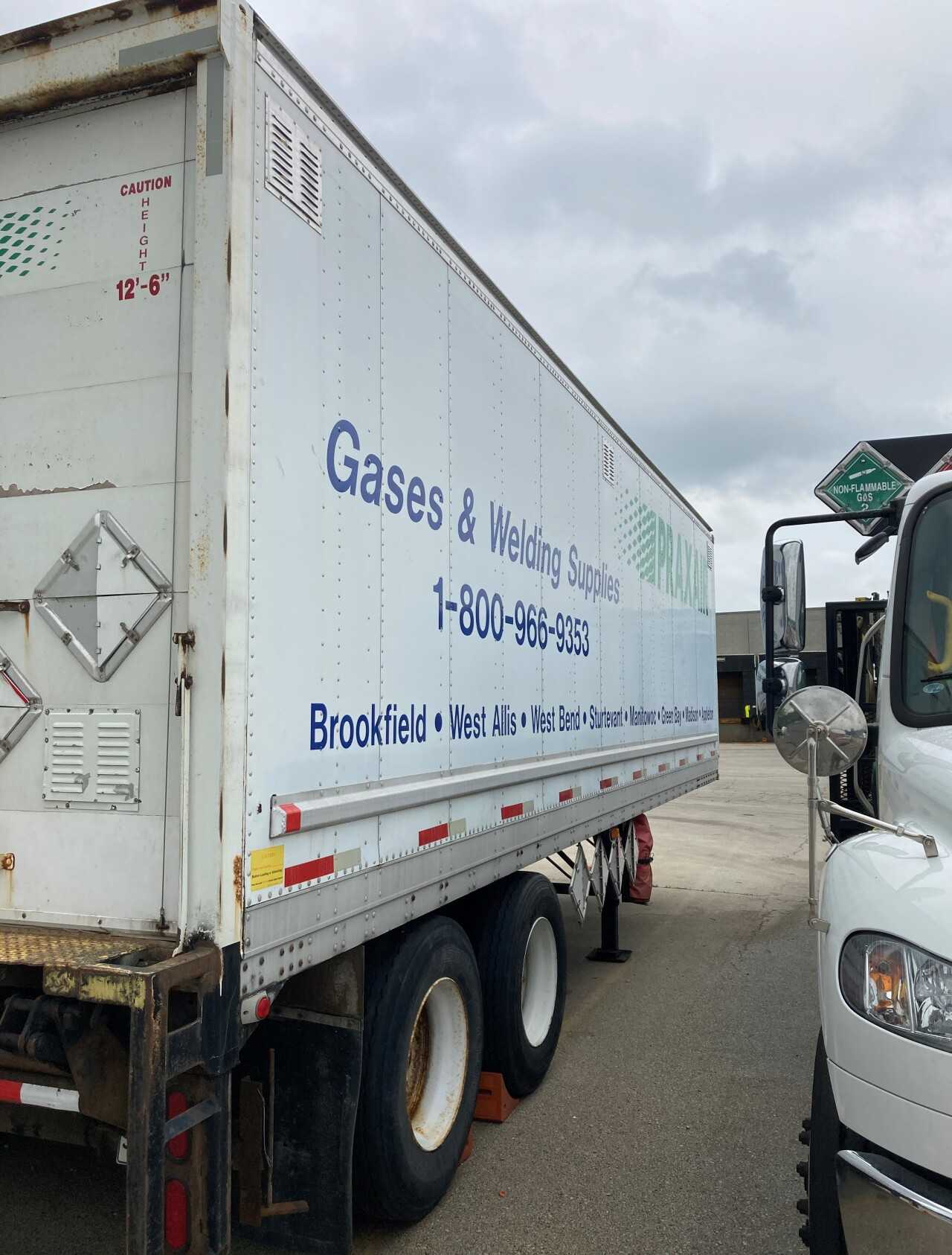 2001 Stoughton FVW302T AR Trailer - TRAILERS 2001 Stoughton FVW302T AR Trailer - TRAILERS