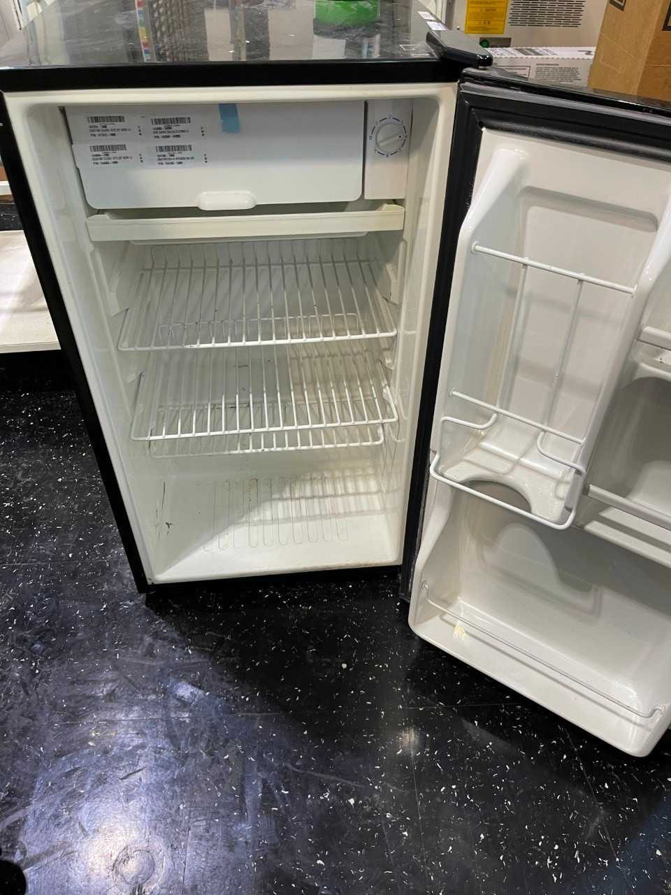 Magic Chef Beer Fridge