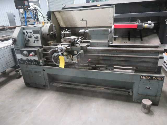Victor 2060 Engine lathe - LATHES