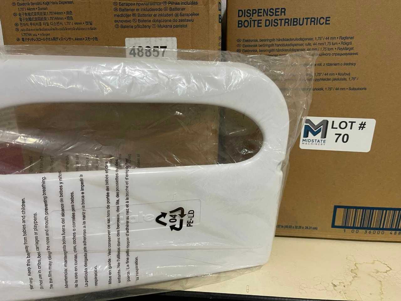Kimberly-Clark Paper towel Dispensers - MATERIAL HANDLING