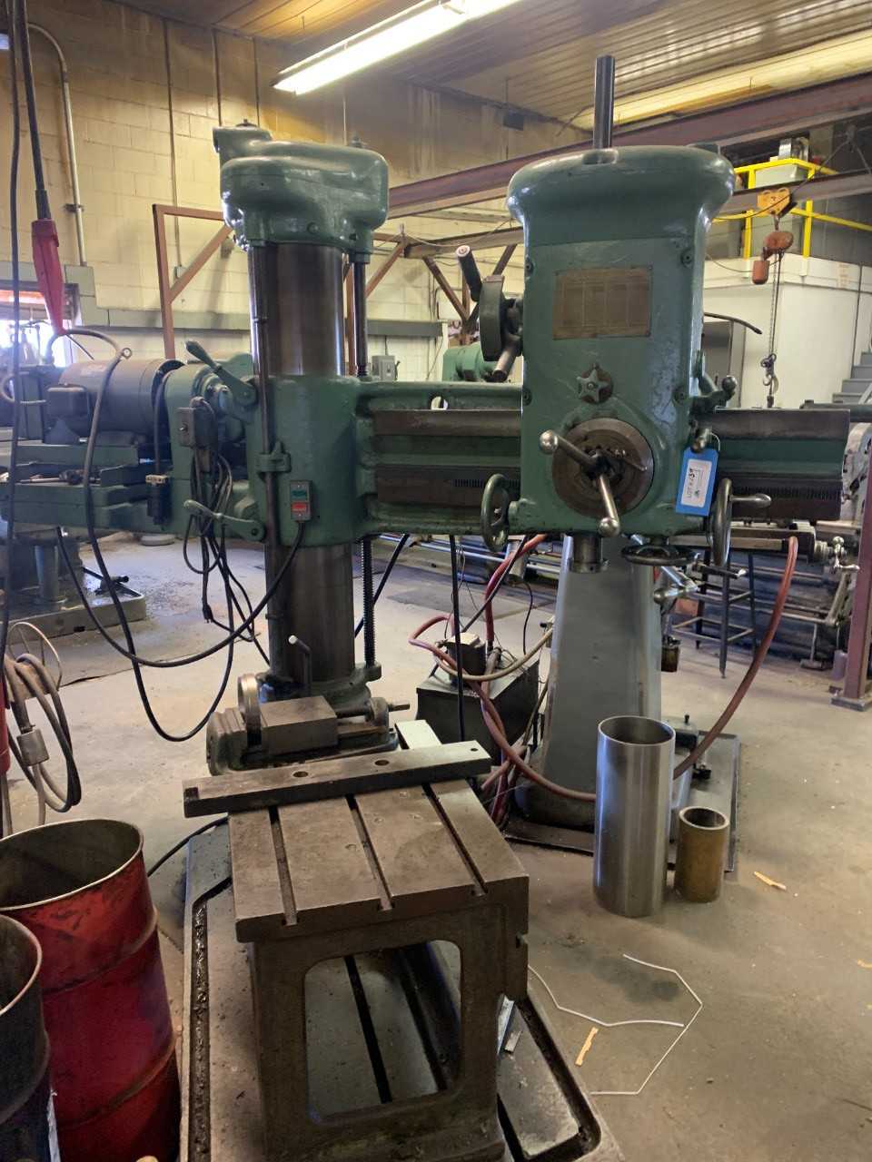 Large Radial Arm Drill - RADIAL ARM DRILLING MACHINES