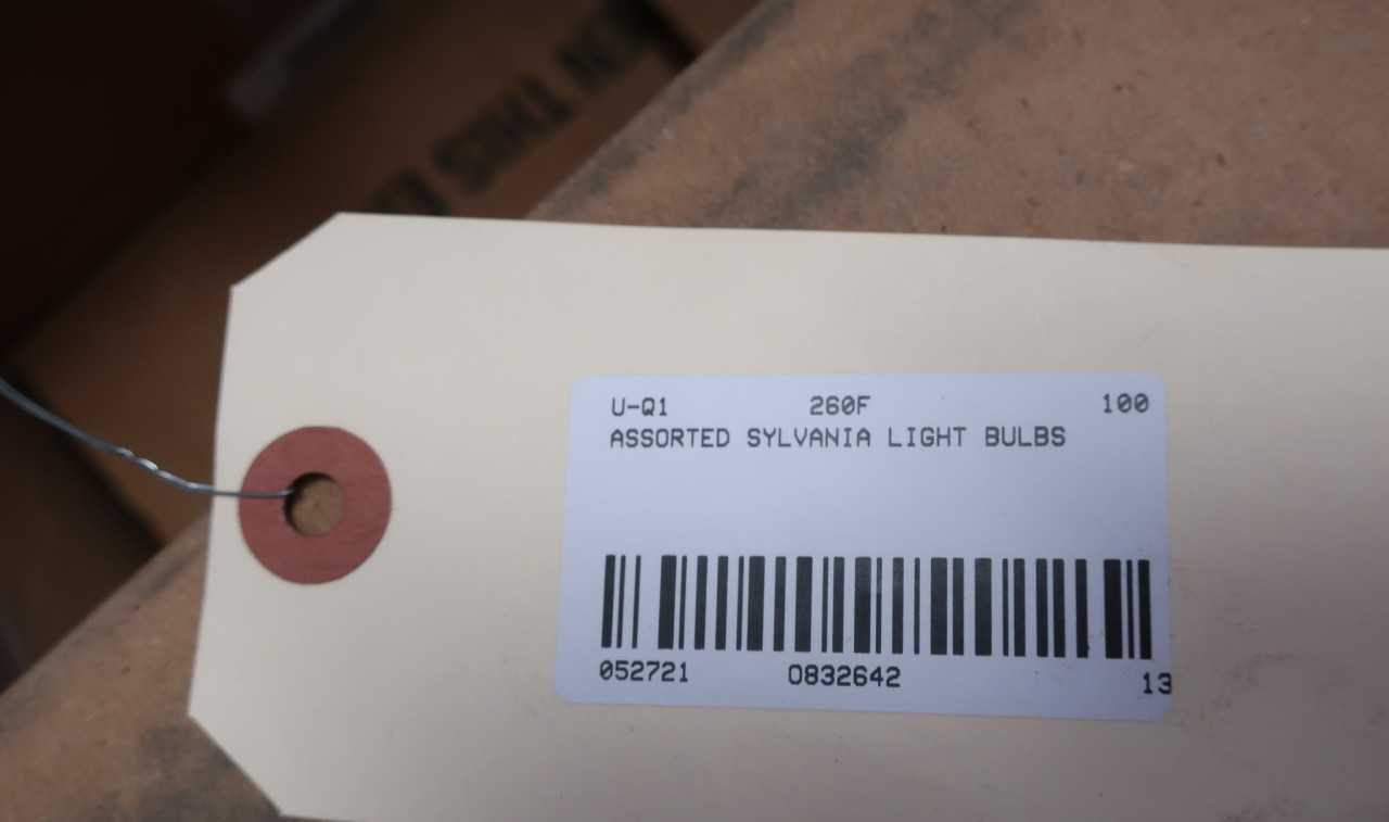 SYLVANIA FLUORESCENT AND LED LIGHT BULBS - LIGHTING