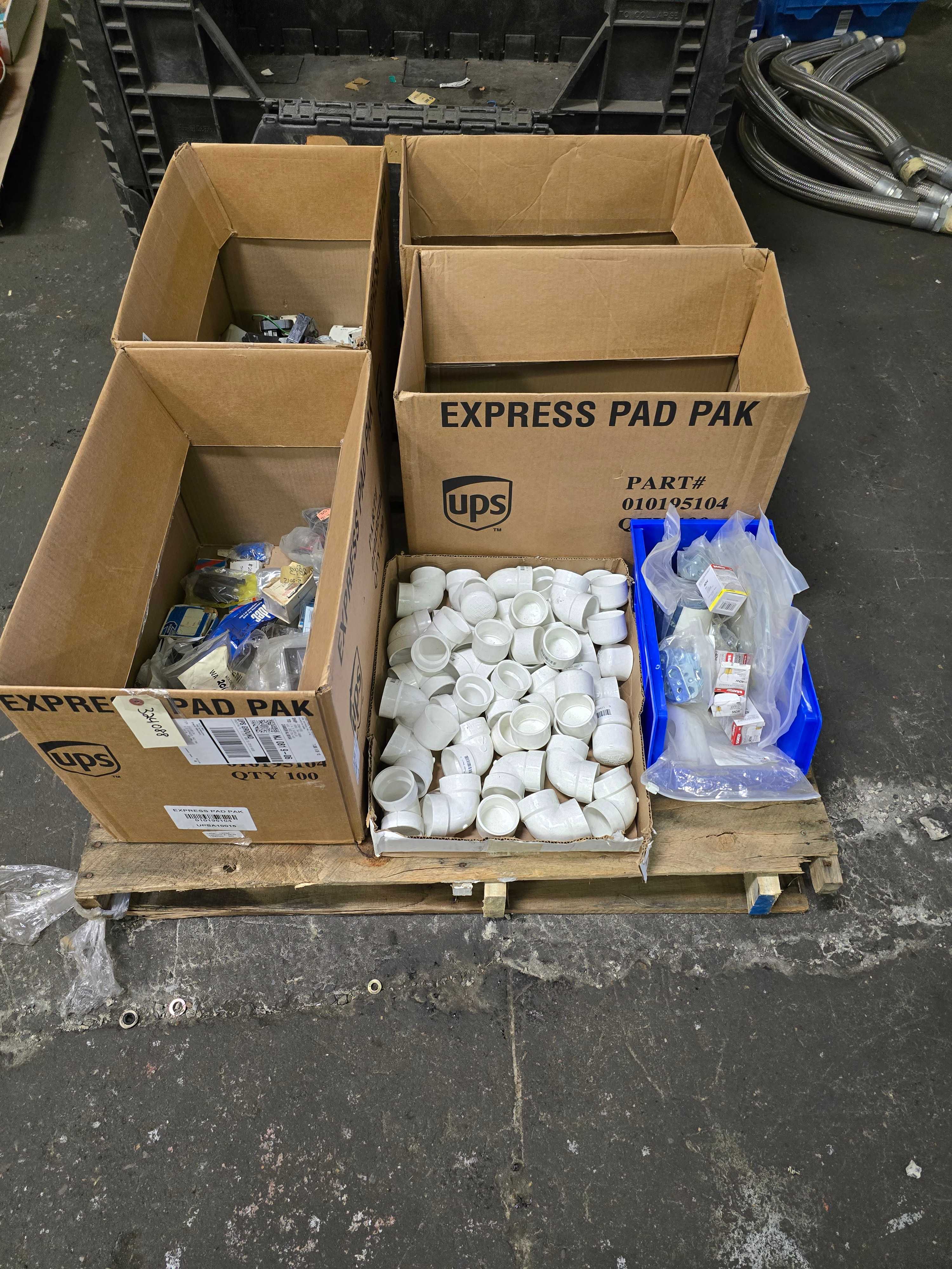 LOT OF INDUSTRIAL & MISCELLANEOUS PARTS - INDUSTRIAL PARTS