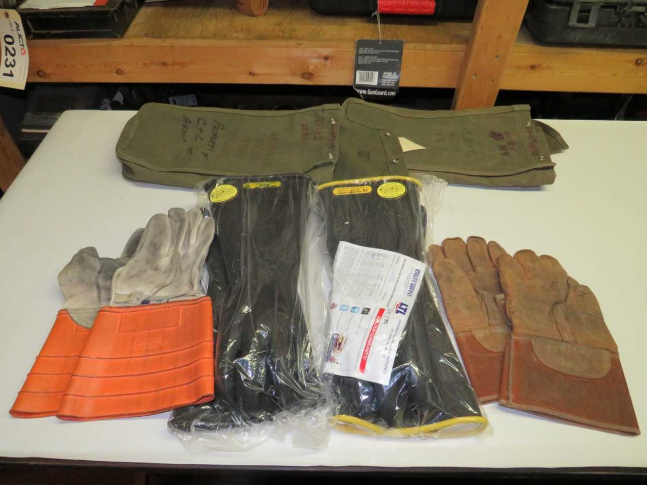 2 PAIRS LTL CLASS 2 TYPE 1 D120 SIZE 10 HIGH VOLTAGE ELECTRICAL GLOVES - SAFETY EQUIPMENT