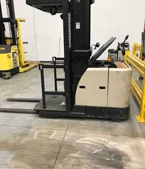 2005 Crown SP3420-30 stock picker, Henrico, VA - ORDER PICKER