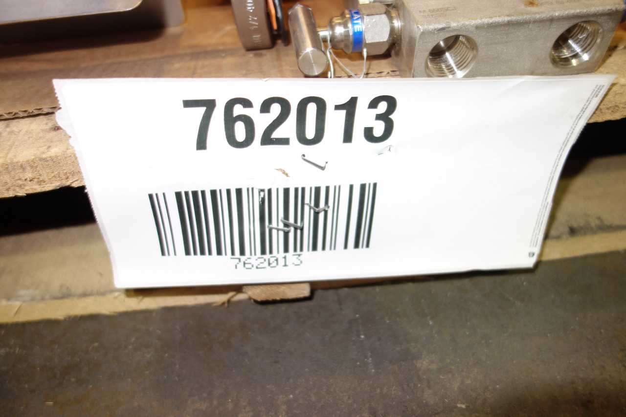 4 PALLETS OF ASSORTED TRANSMITTERS, SENSORS, FLOW METERS, ANALYZERS, CONTROLS, GAUGES, THERMOCOUPLE AND ACCESSORIES - ELECTRICAL COMPONENTS