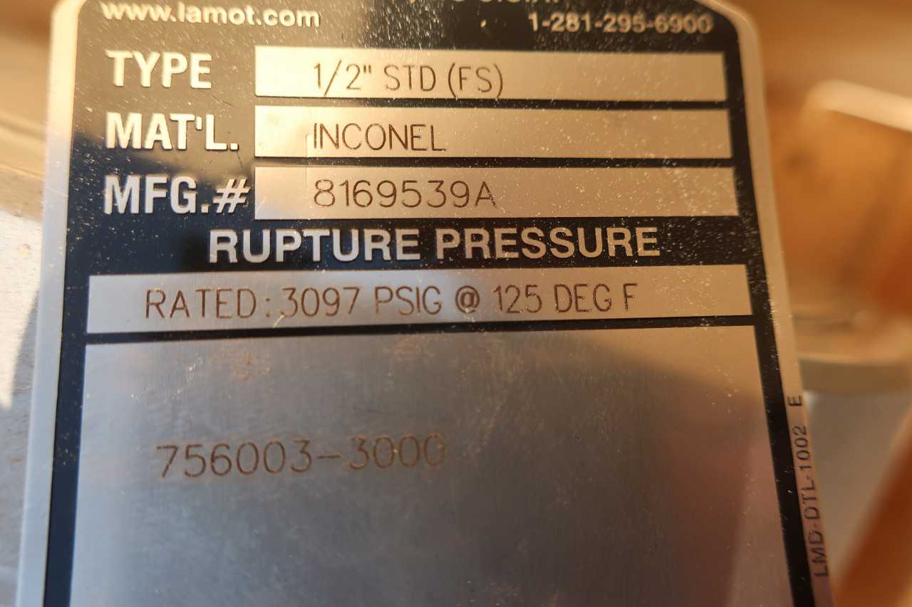 LOT OF 2 LAMOT 1/2INSTD(FS) ACCUMULATORS 3097PSI 756003-3000 - HYDRAULIC ACCUMULATORS