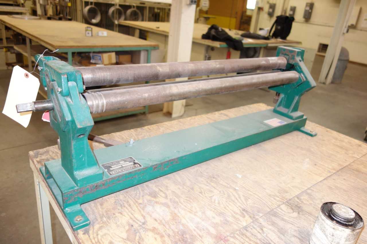Tennsmith SR 36 Manual Slip Roller - PUMPS