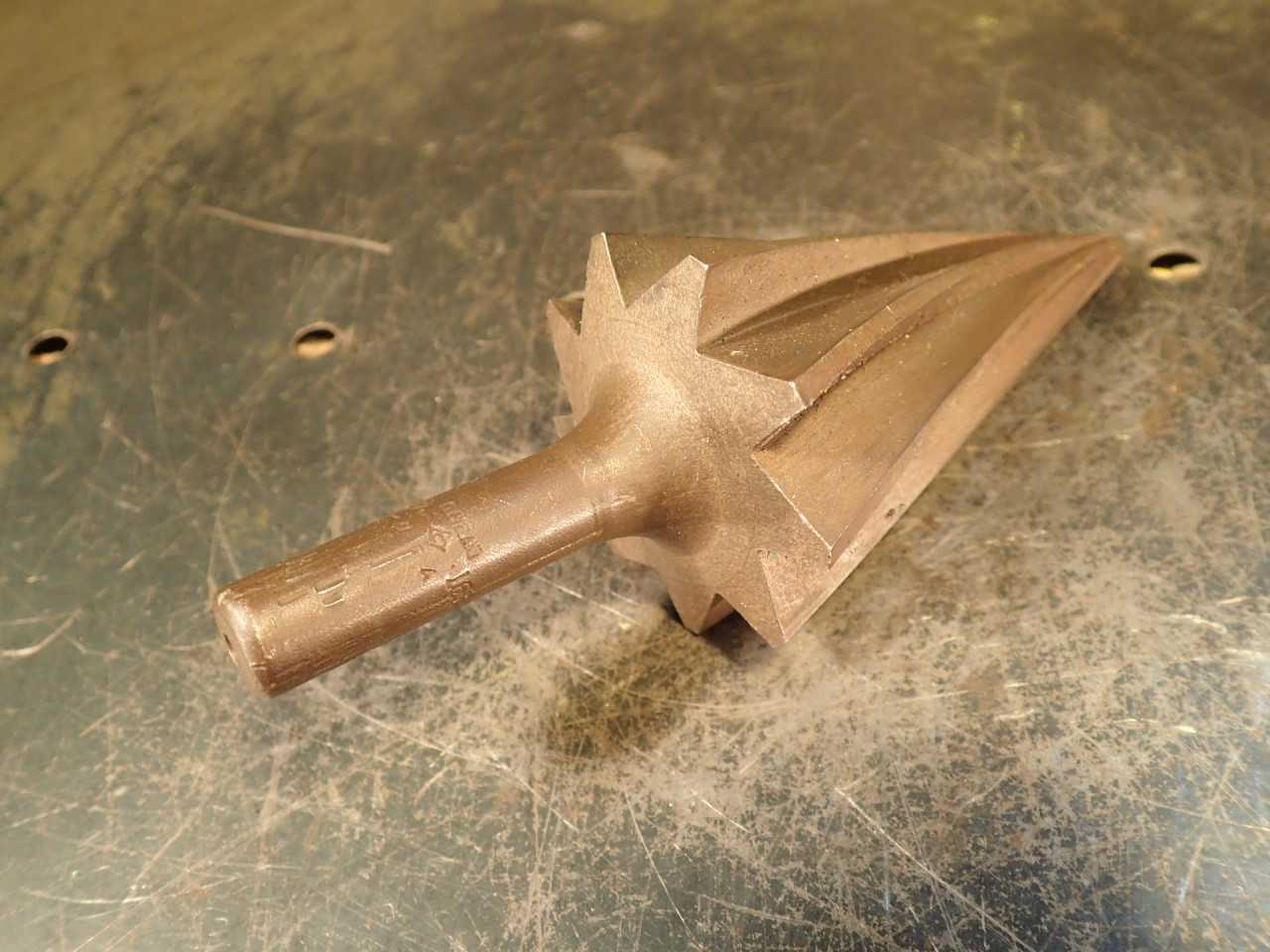 Cleveland Twist Drill 1/4 x 2" 30-Deg Inside Deburring Chamfer Cutter 1/2" Shank - HOLEMAKING TOOLS