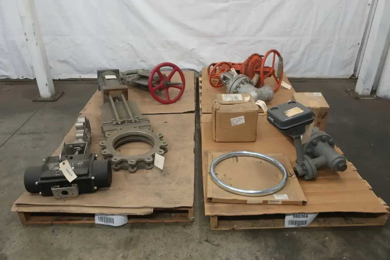 4 PALLETS OF ASSORTED VALVES - VALVES 4 PALLETS OF ASSORTED VALVES - VALVES