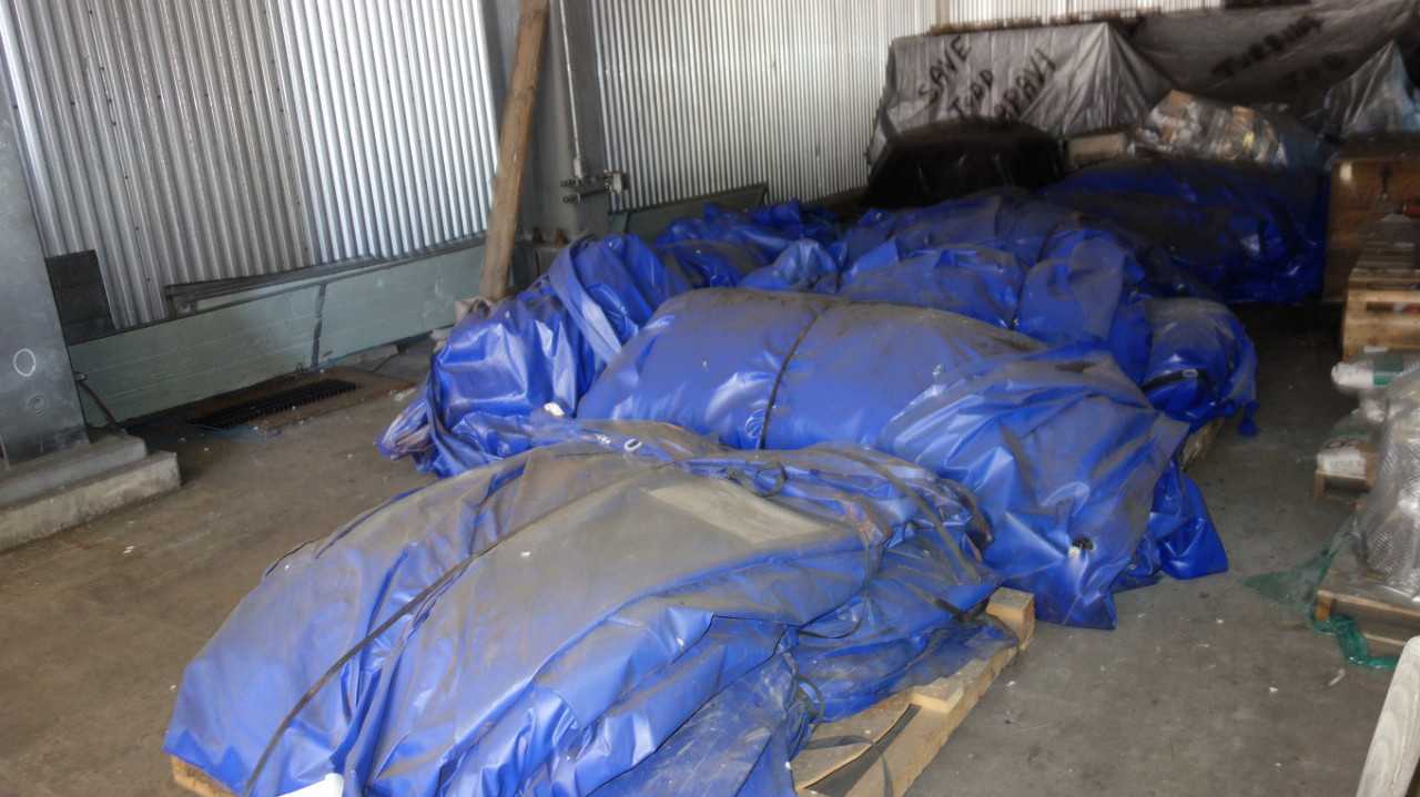 LOT OF ASSORTED PLASTIC TARPS - ELECTRIC POWER TOOLS