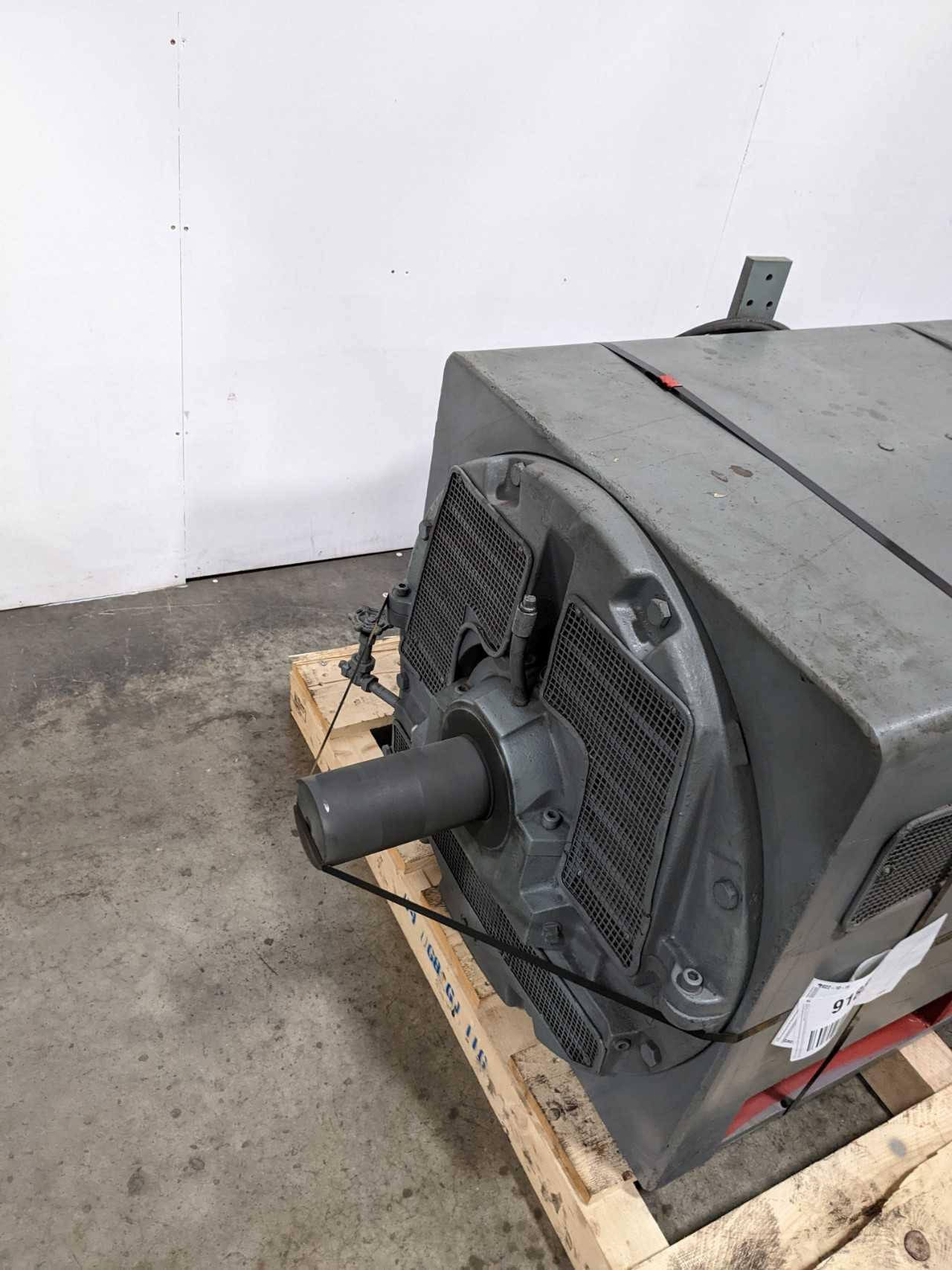 GENERAL ELECTRIC CUSTOM 8000 INDUCTION MOTOR - ELECTRIC MOTORS