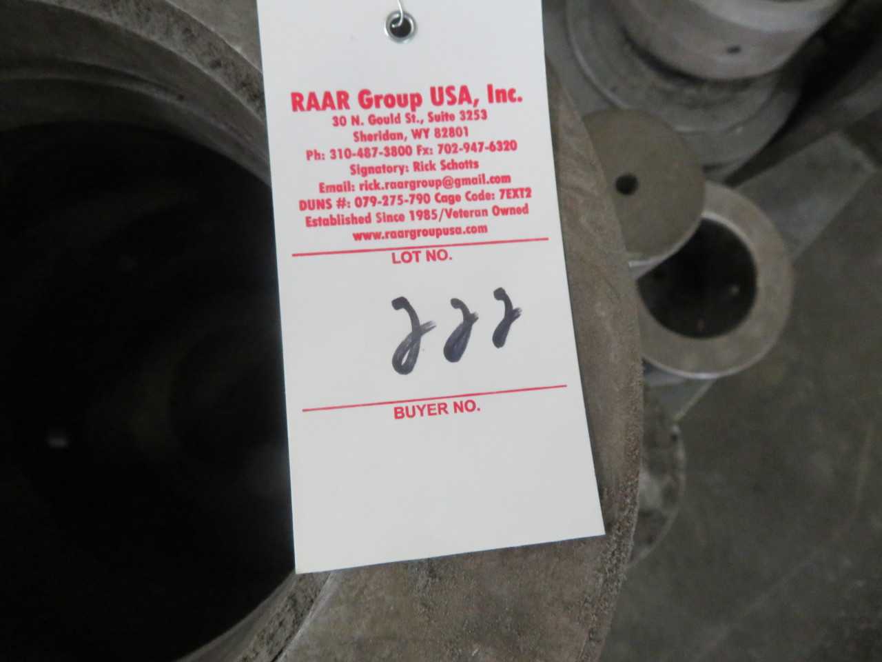 Pallet of stretch press jaws, misc items, LOT - MISCELLANEOUS