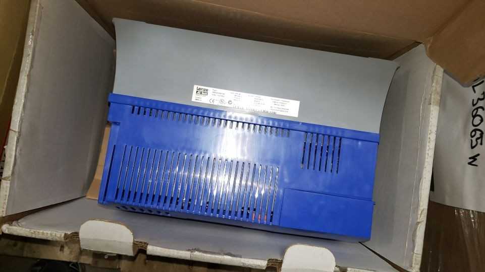 Lot of Yaskawa Frequency Drive, SMVector Lenze Ac Tech Drive - MOTOR DRIVES
