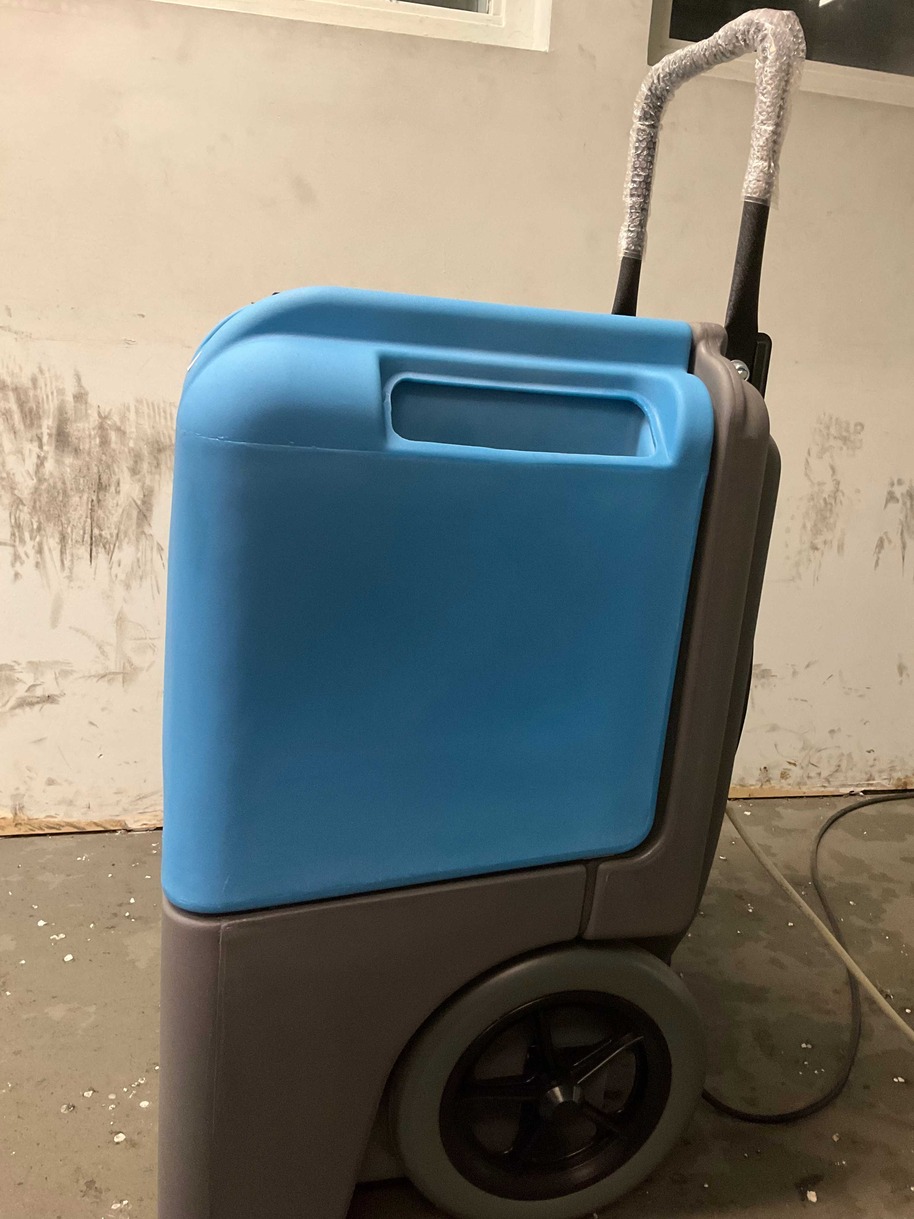 DRI-EAZ LGR 7000 XLI F412 DEHUMIDIFIER - DEHUMIDIFIER