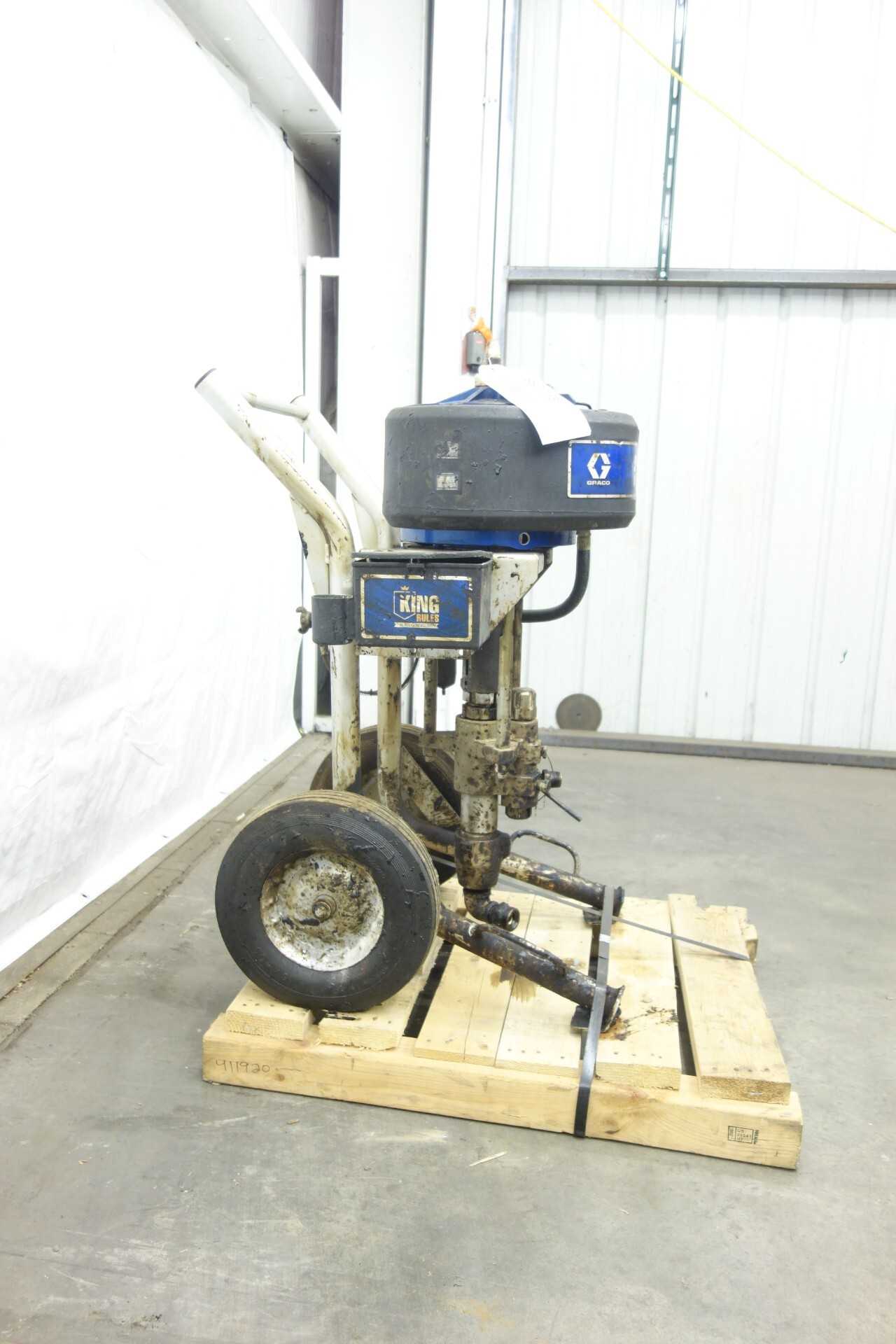 GRACO KING XL60-220 AIR POWERED PAINT - PUMPS