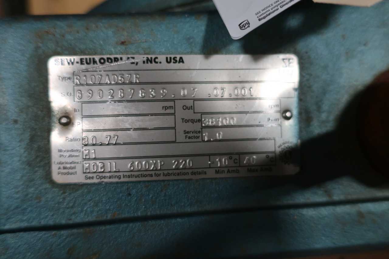 SEW-EURODRIVE R107AD5ZR GEAR REDUCER - GEAR REDUCERS