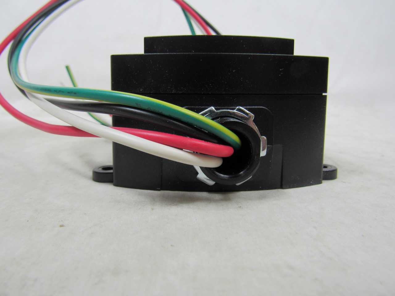 Lot of Quantity 1x CHSPT2ULTRA SPD/Surge Protective Device - VALVES