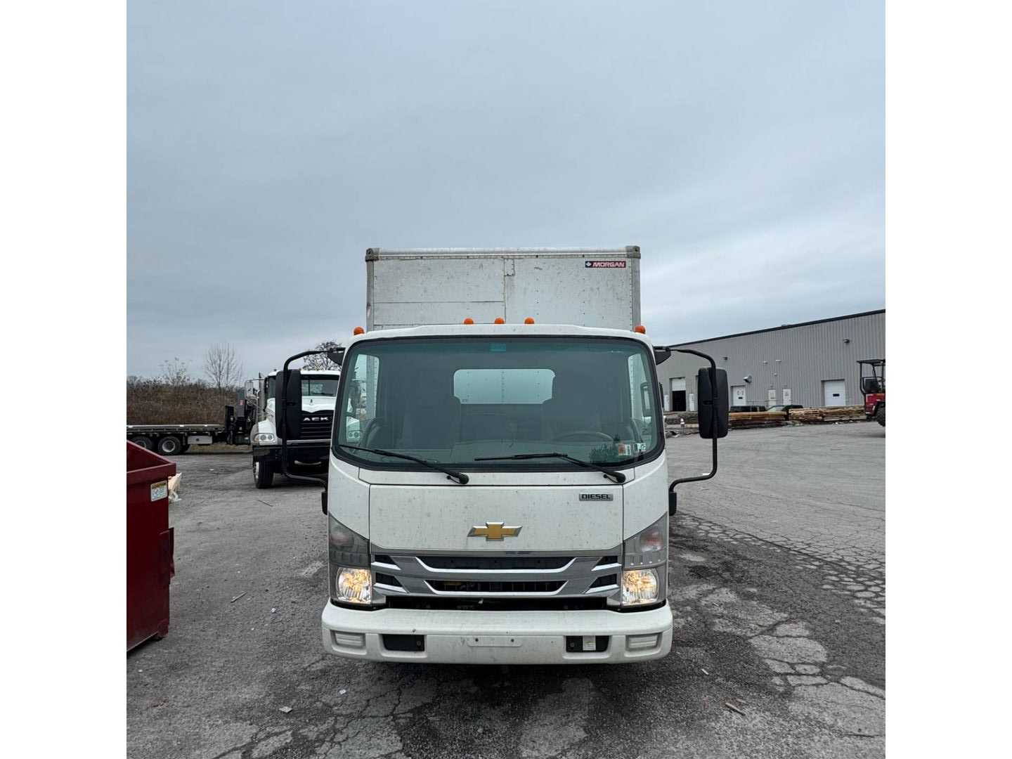 2017 CHEVROLET 4500 HD STRAIGHT CARGO TRUCK