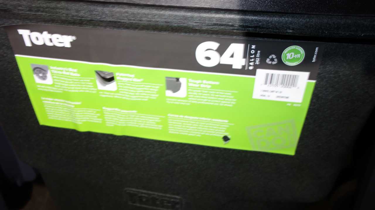 LOT OF 16 ROLLING GARBAGE BINS - ROLLING CARTS