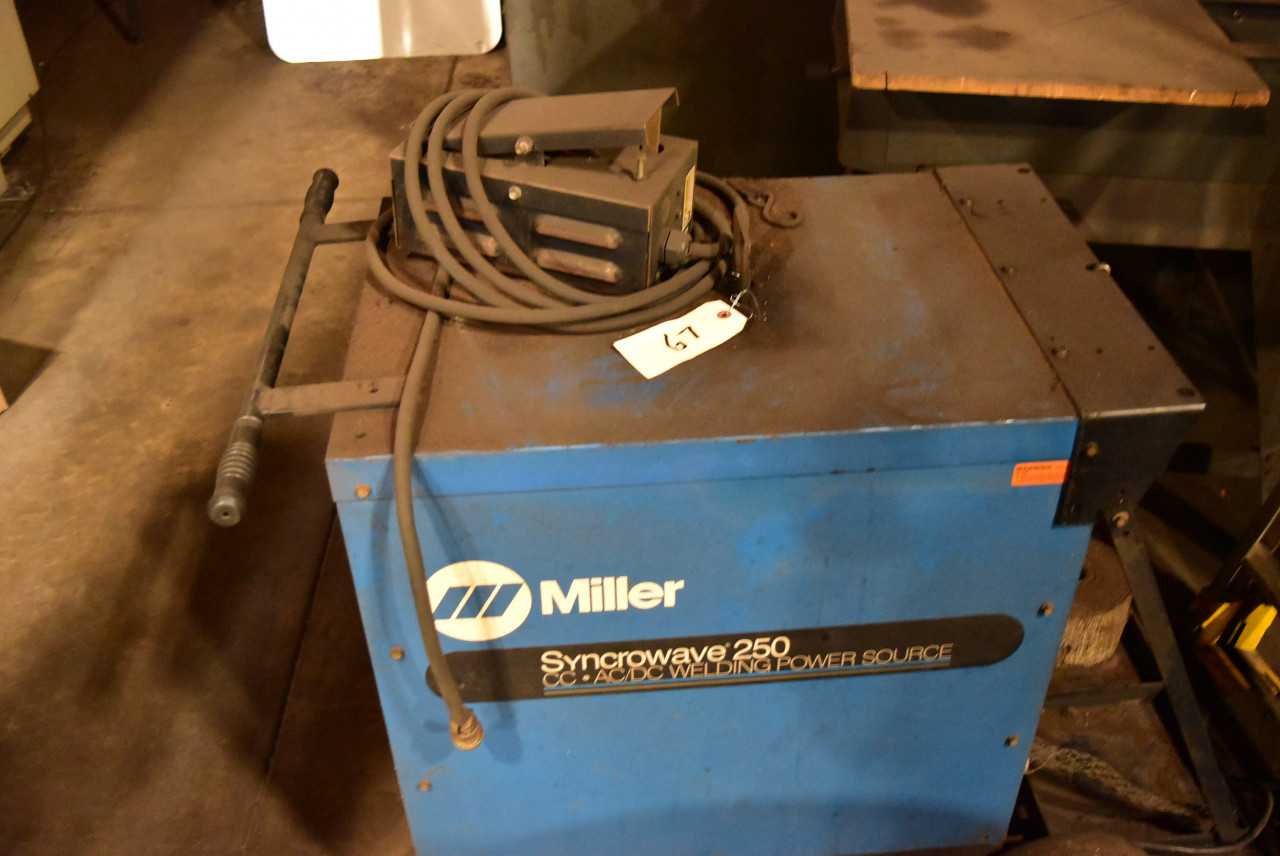 Miller Syncrowave 250 Welder - WELDING EQUIPMENT