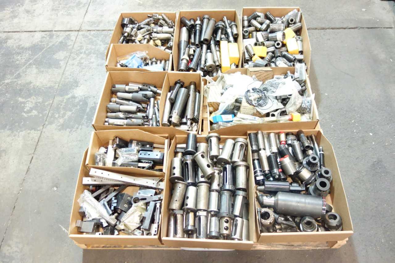 1 PALLET OF ASSORTED COLLETS, BUSHINGS, COUNTER SINK BITS, BORING BARS, ATTACHMENTS AND ACCESSORIES - ELECTRIC POWER TOOLS