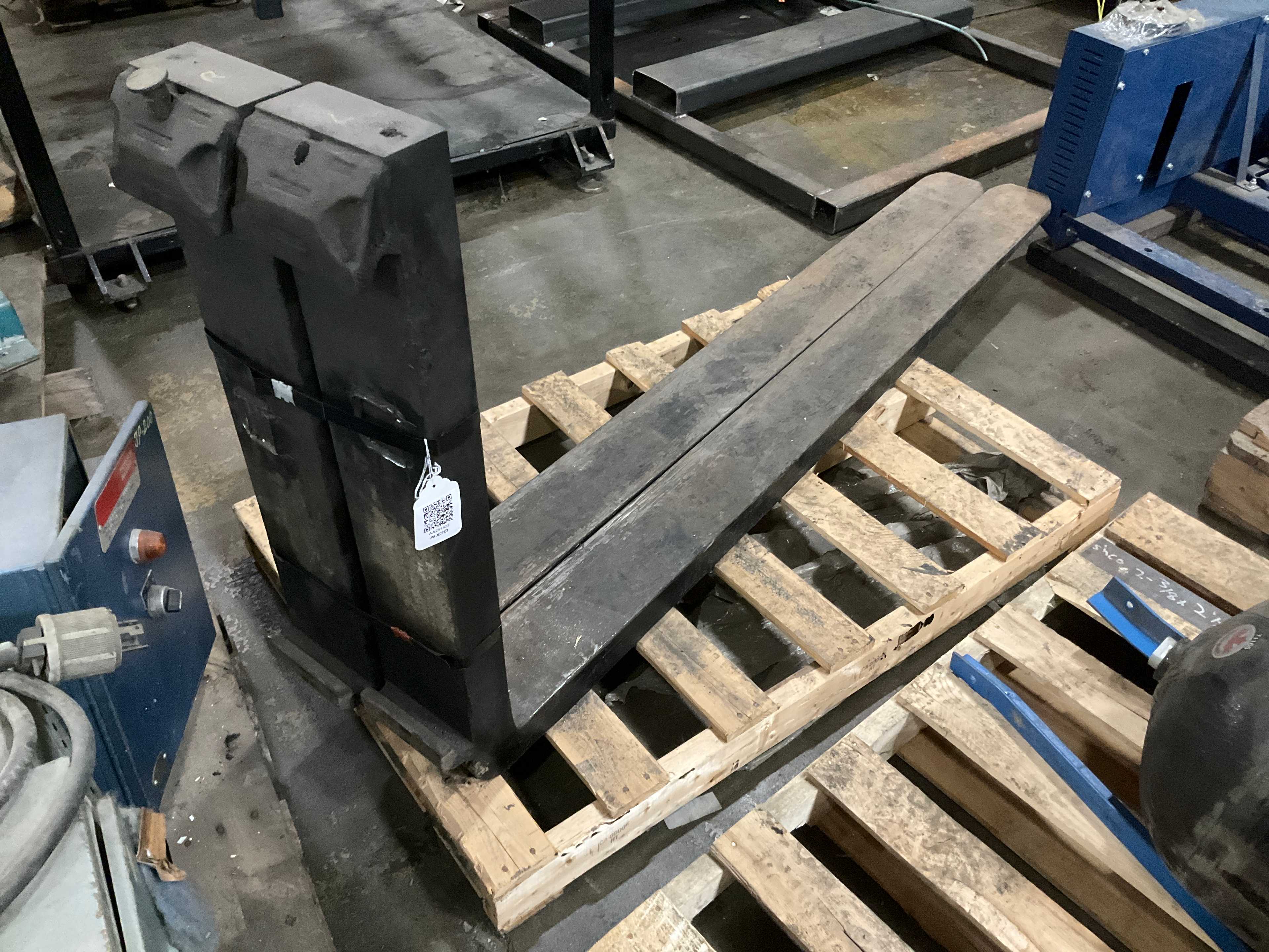 FORKLIFT LIFTING ATTACHMENT - LIFTING ATTACHMENTS